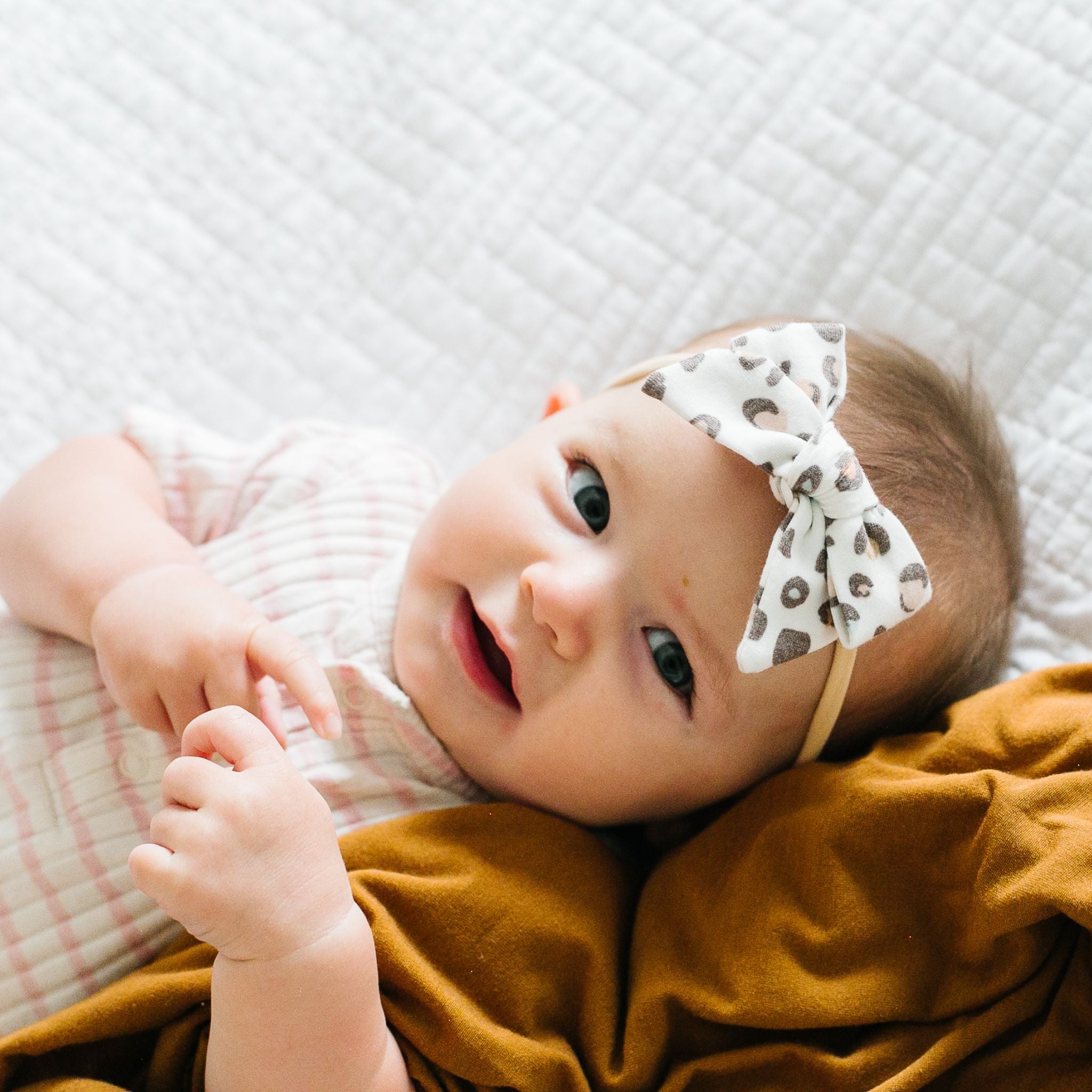 Classic Nylon Bow - Millie