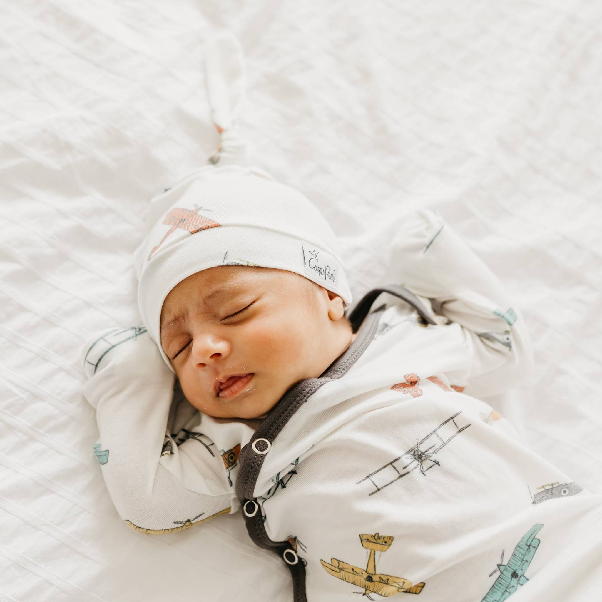 Newborn Knotted Gown - Ace