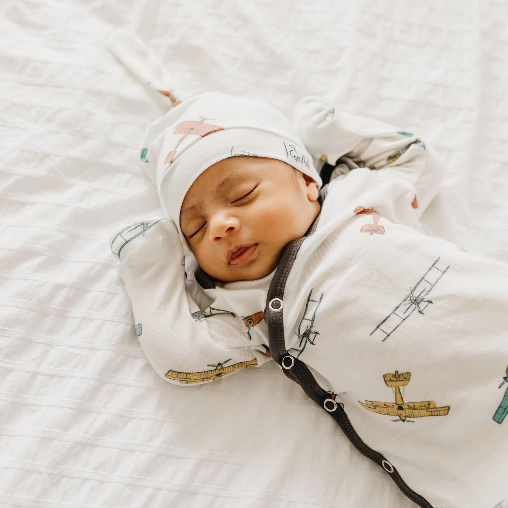 Newborn Knotted Gown - Ace