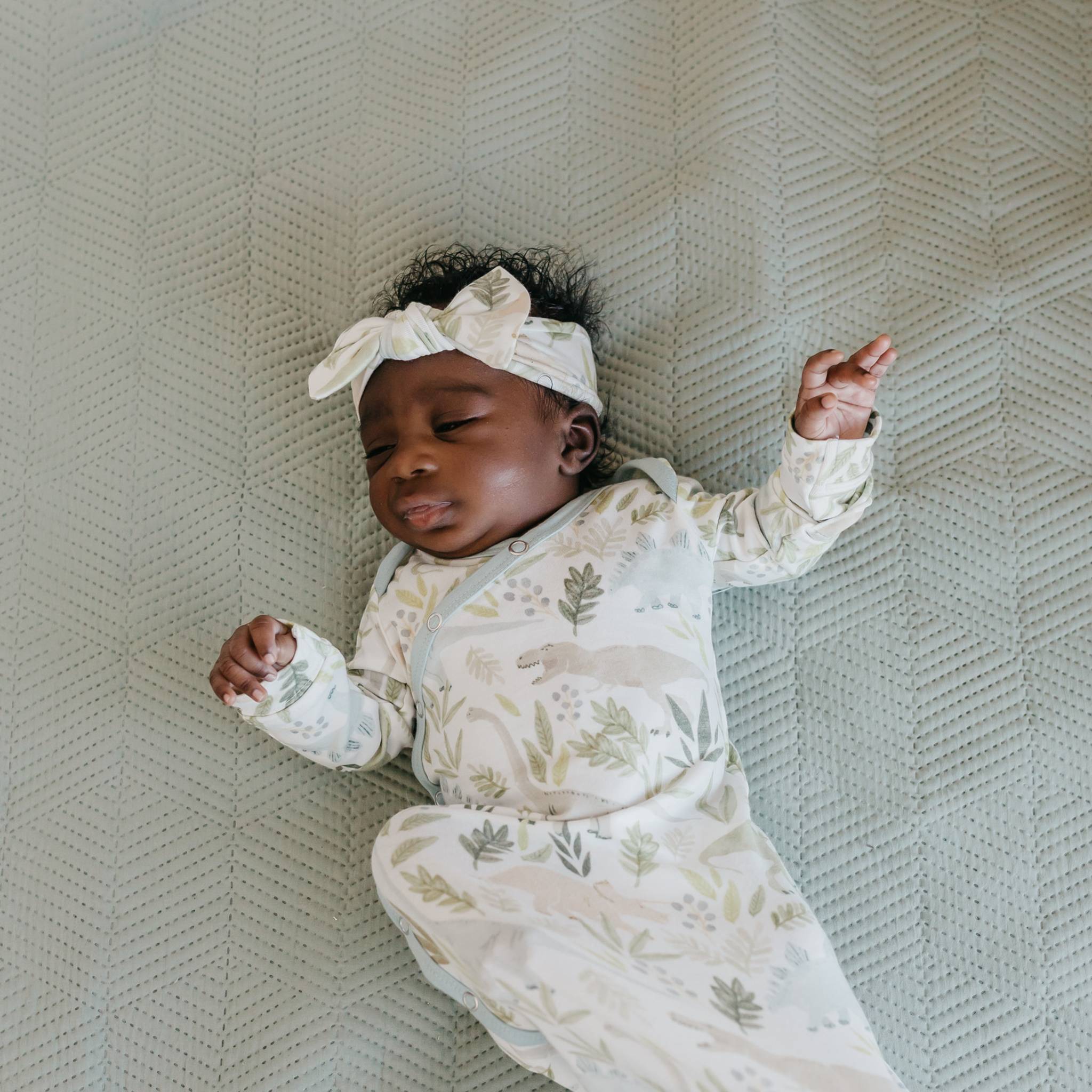 Newborn Knotted Gown - Rex