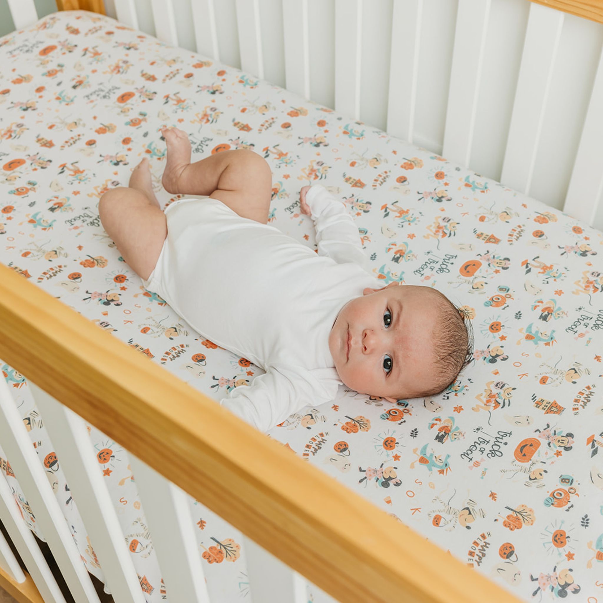 Premium Knit Fitted Crib Sheet - Mickey Mouse's Boo Bash