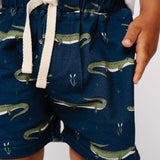 Play Short - Lyle