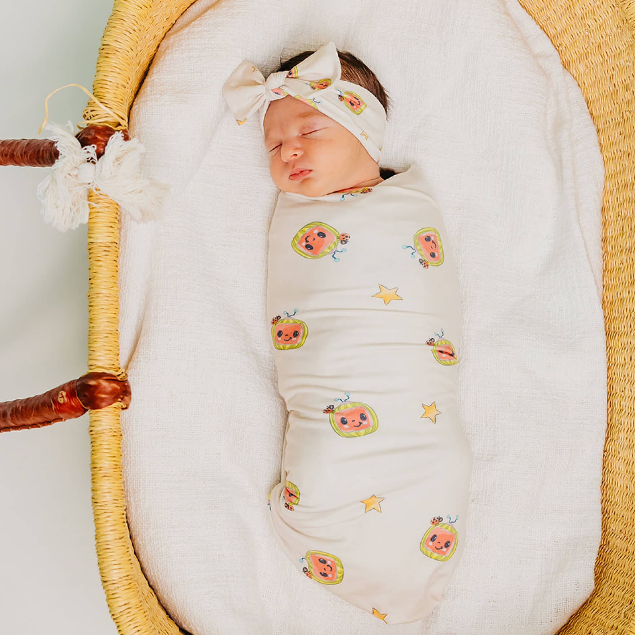 Knit Swaddle Blanket - CoComelon