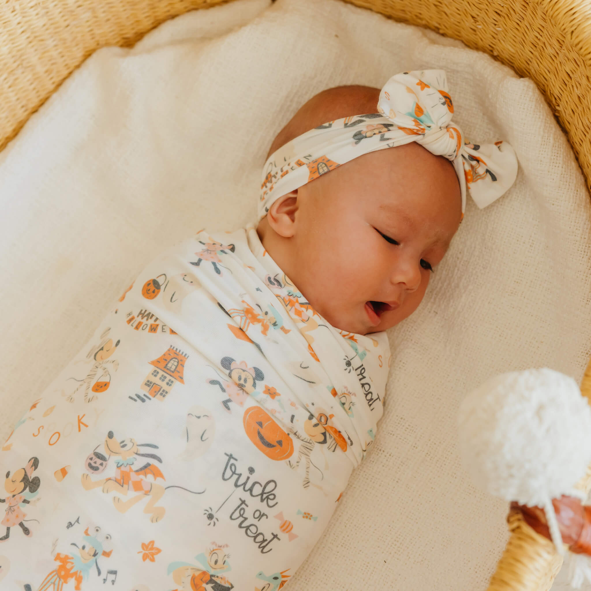 Knit Swaddle Blanket - Mickey Mouse's Boo Bash