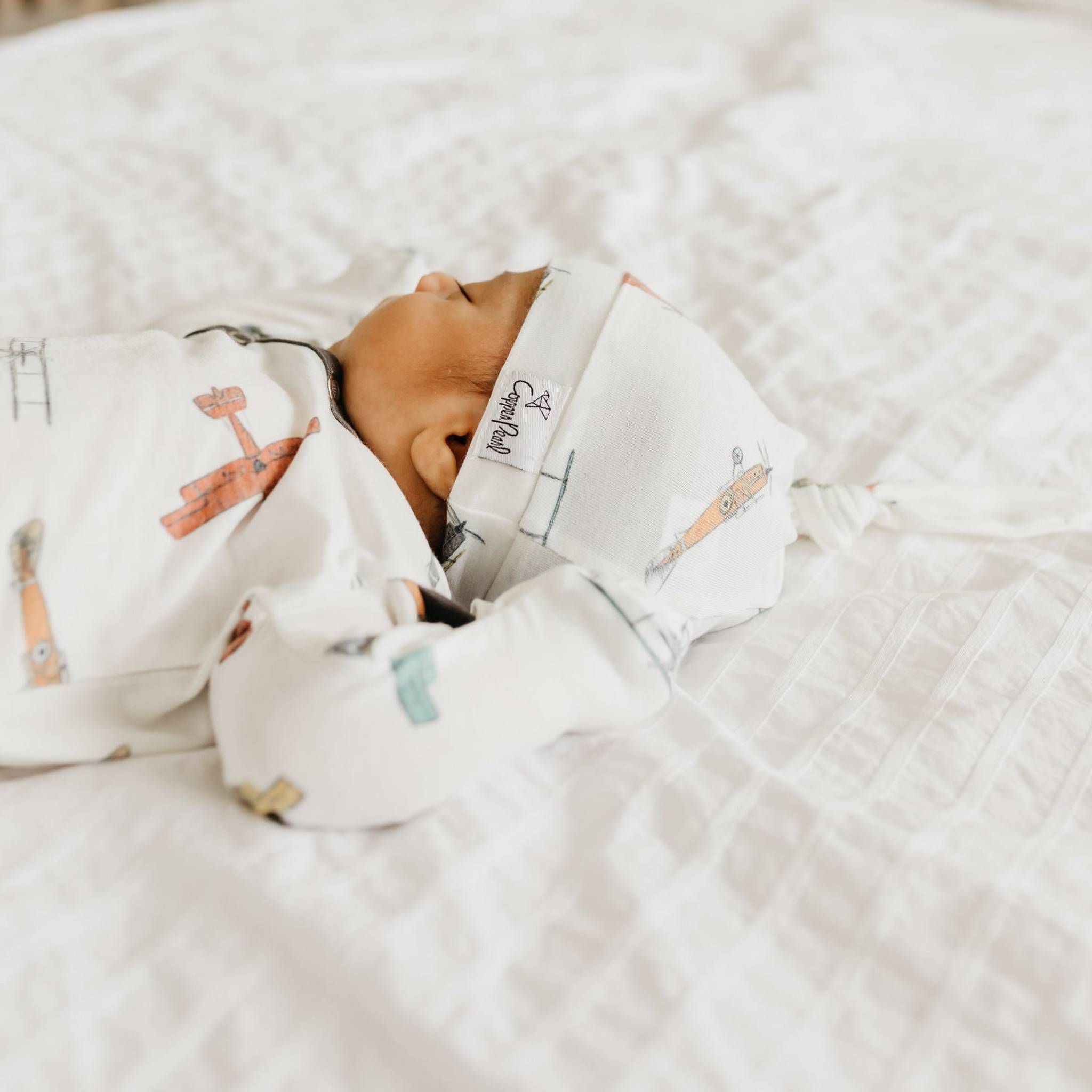 Newborn Knotted Gown - Ace