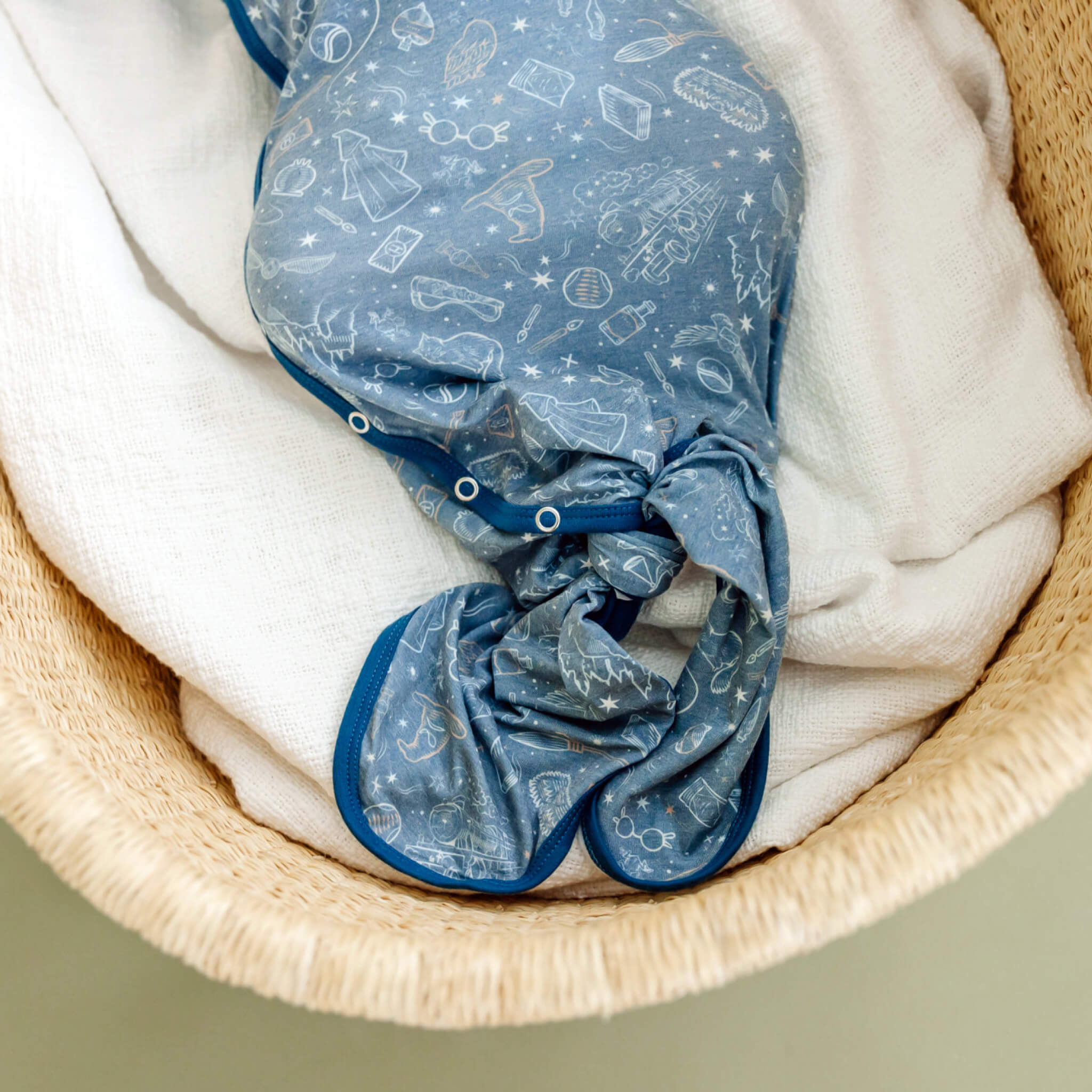 Newborn Knotted Gown - Hogwarts™