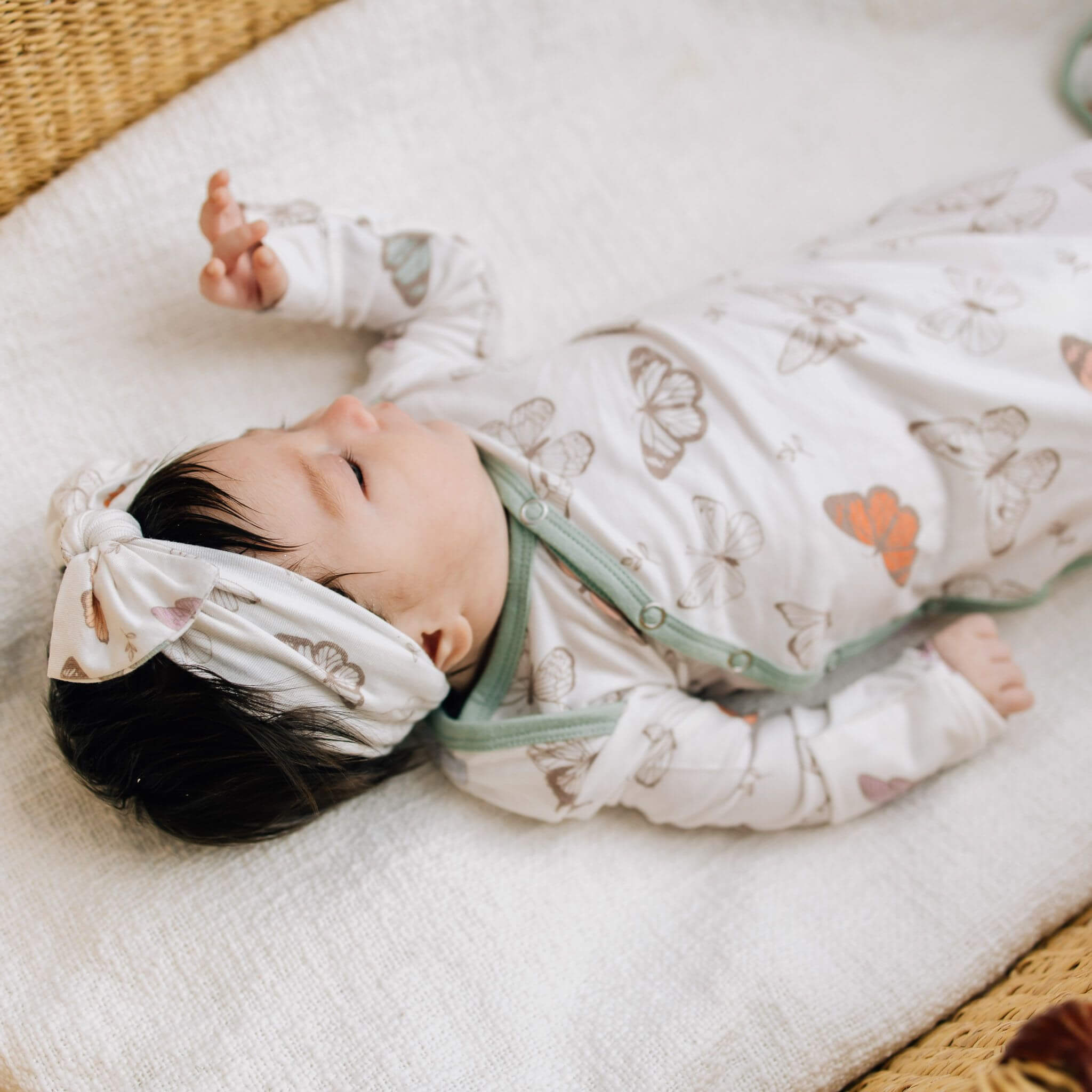 Newborn Knotted Gown - Luna