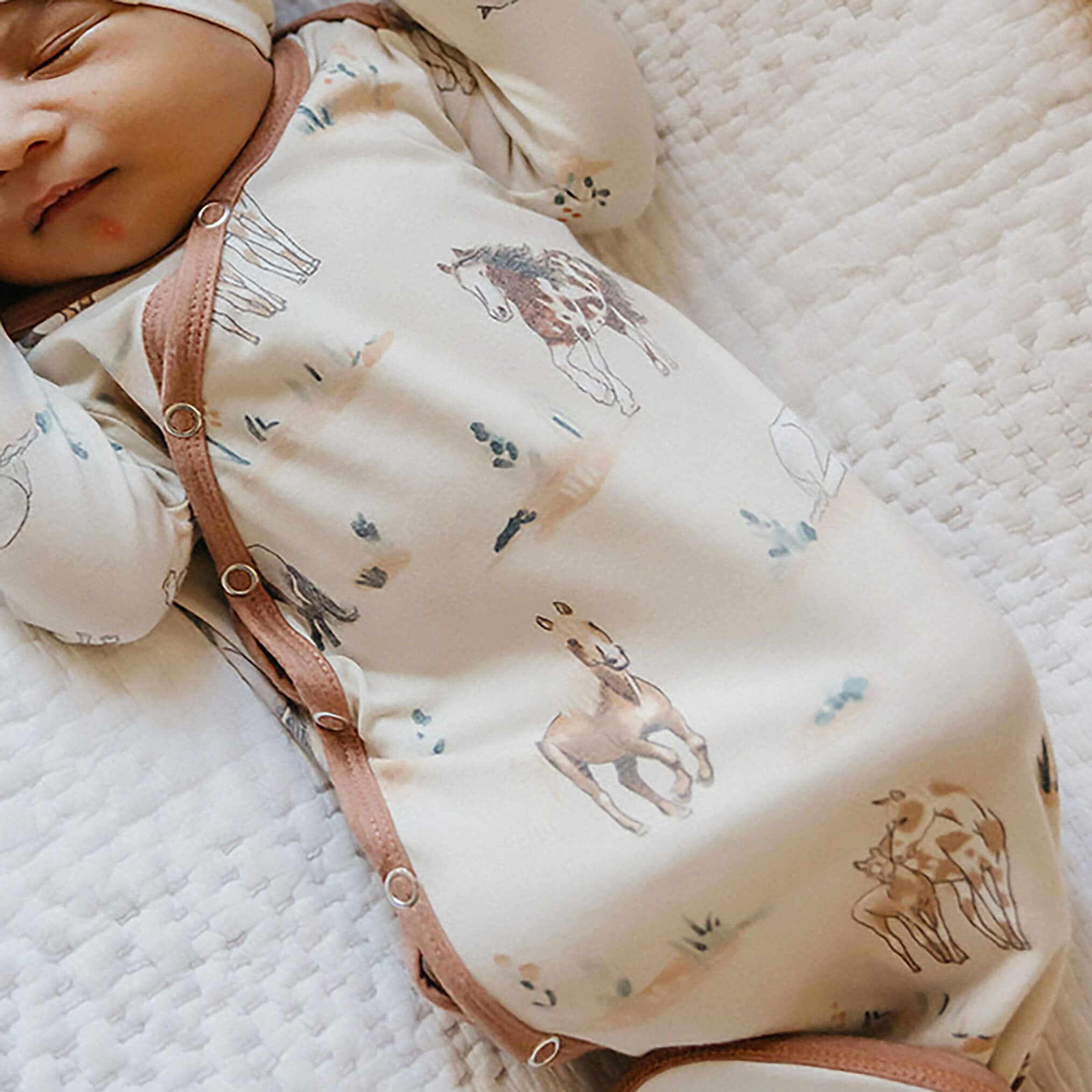 Newborn Knotted Gown - Montana