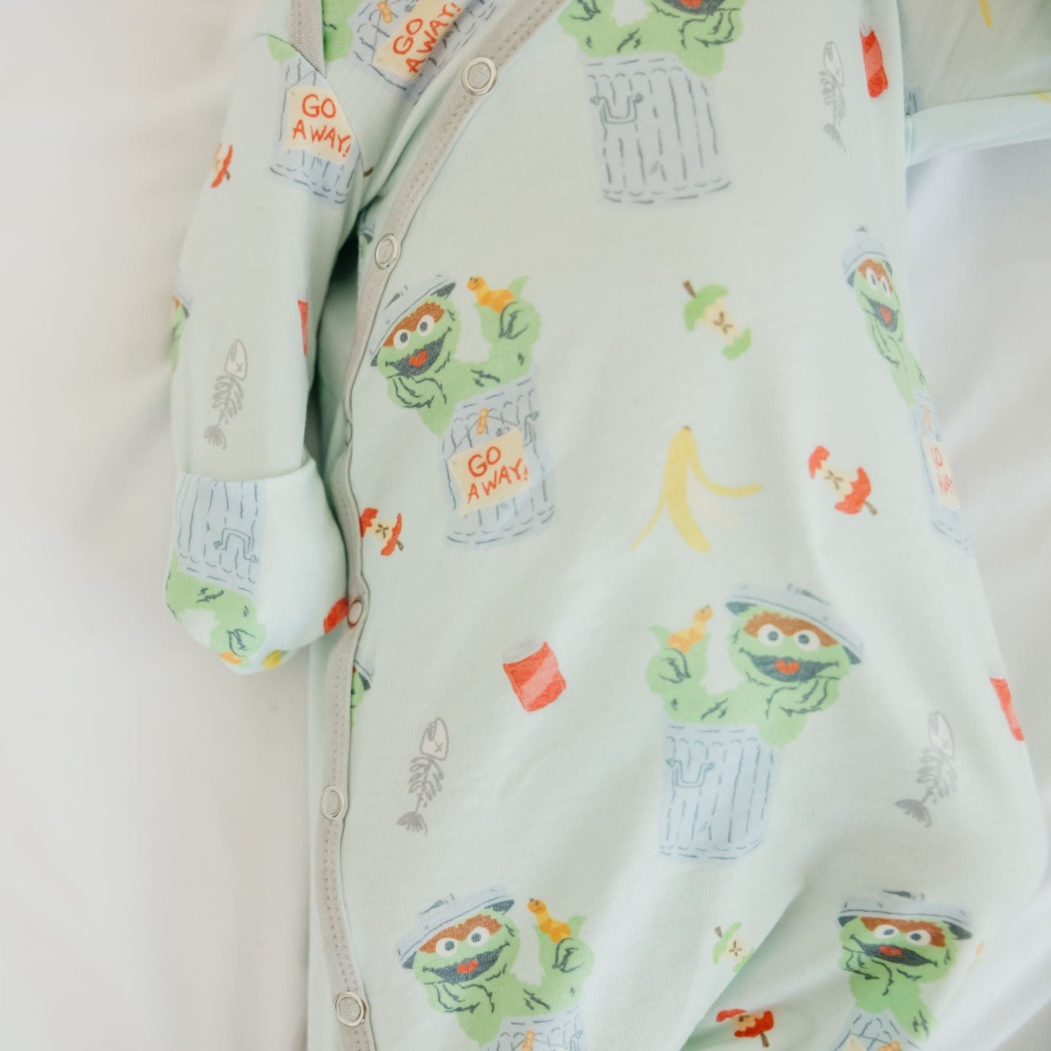 Newborn Knotted Gown - Oscar the Grouch