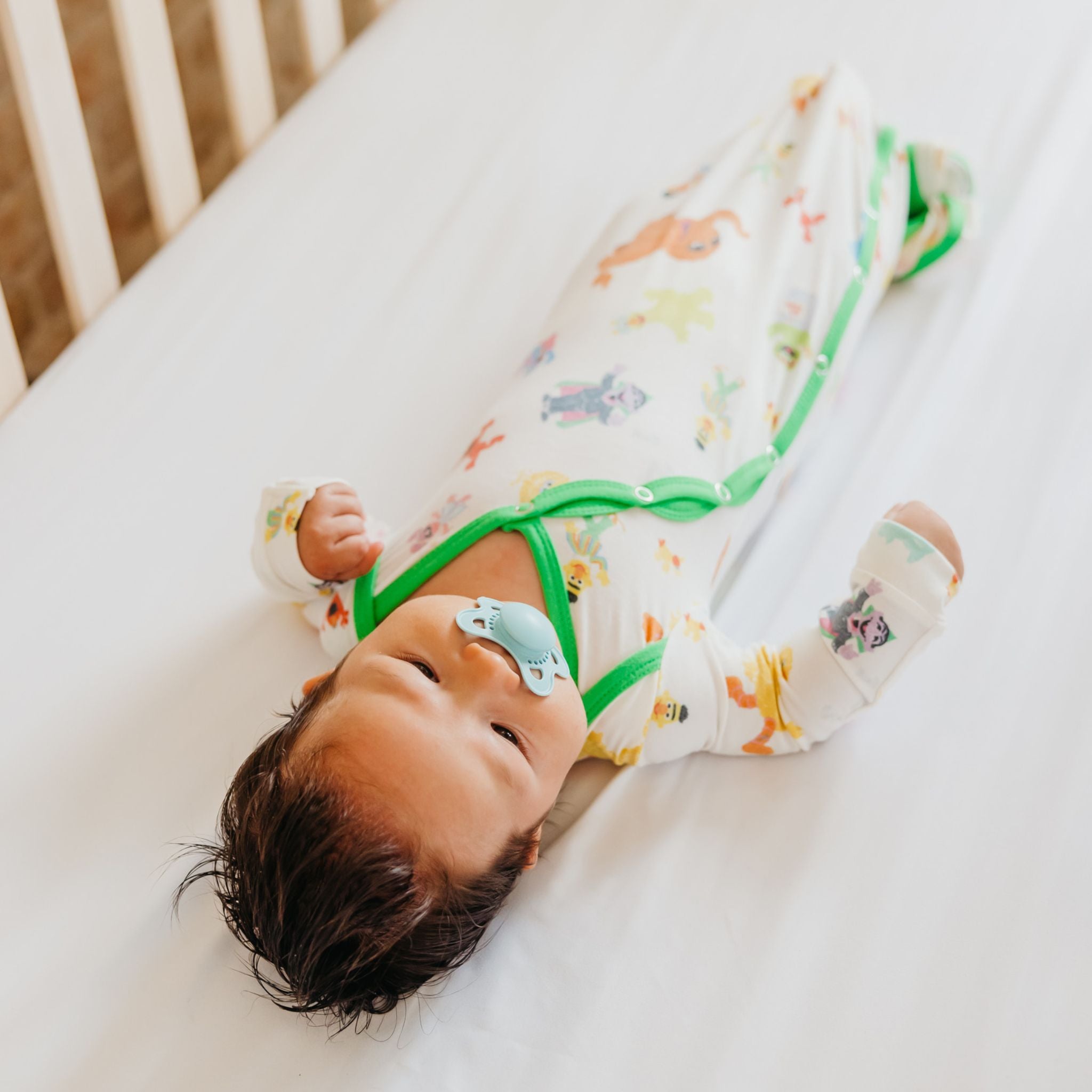 Newborn Knotted Gown - Sesame Friends