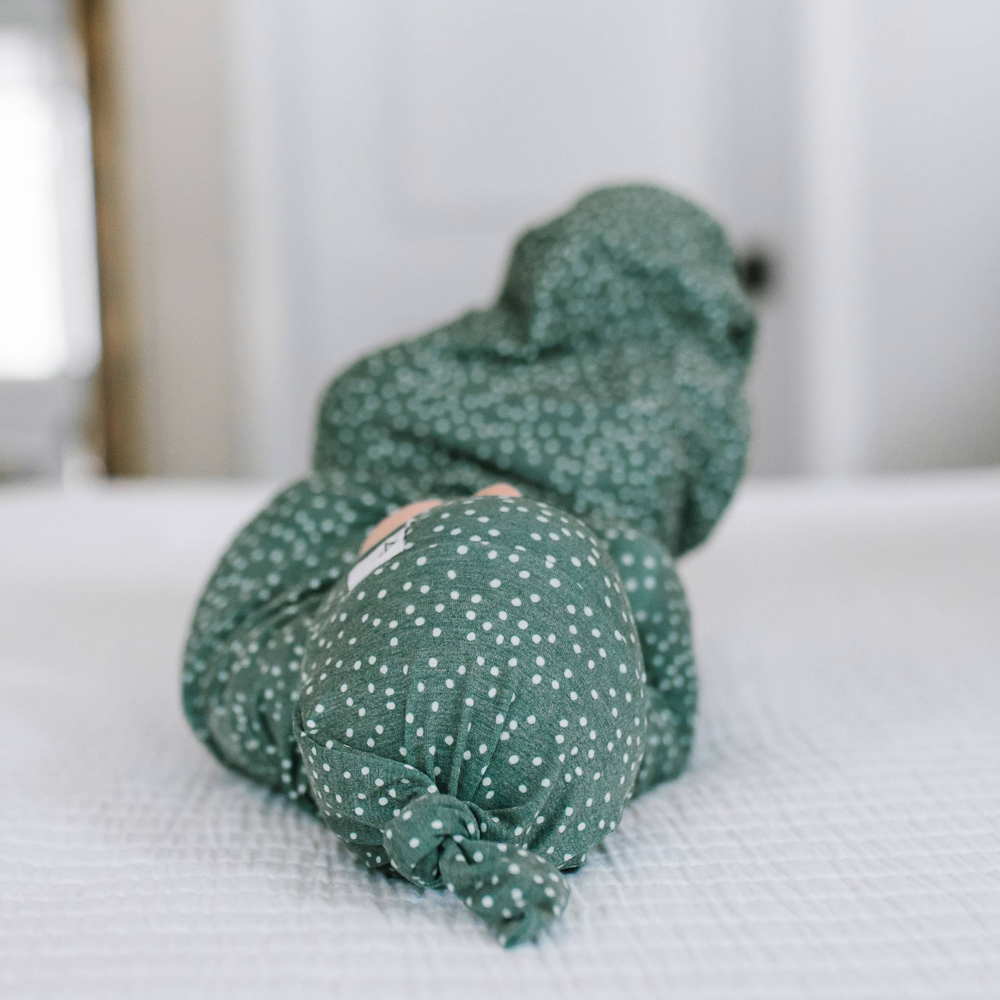 Newborn Top Knot Hat - Juniper