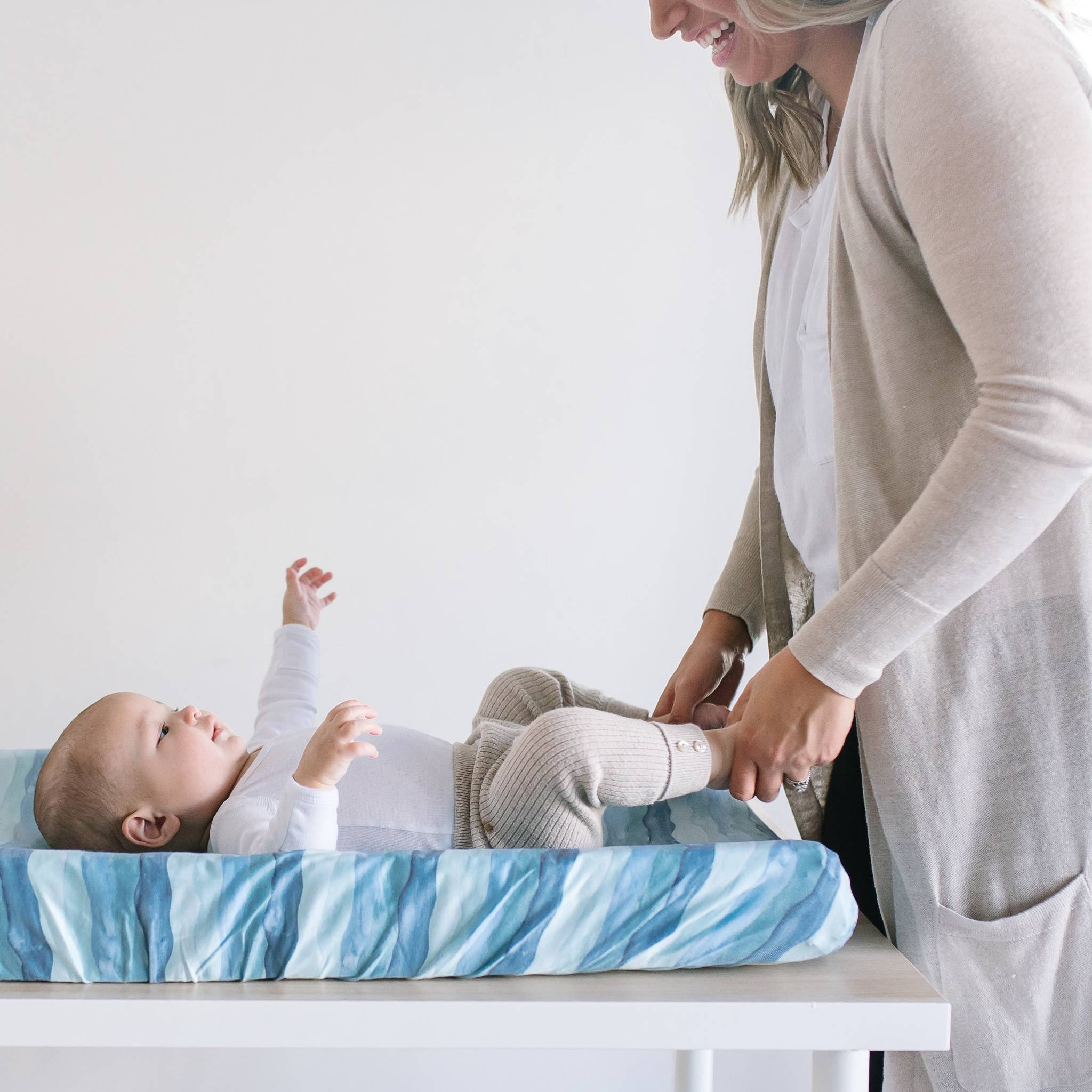 Premium Knit Diaper Changing Pad Cover - Waves