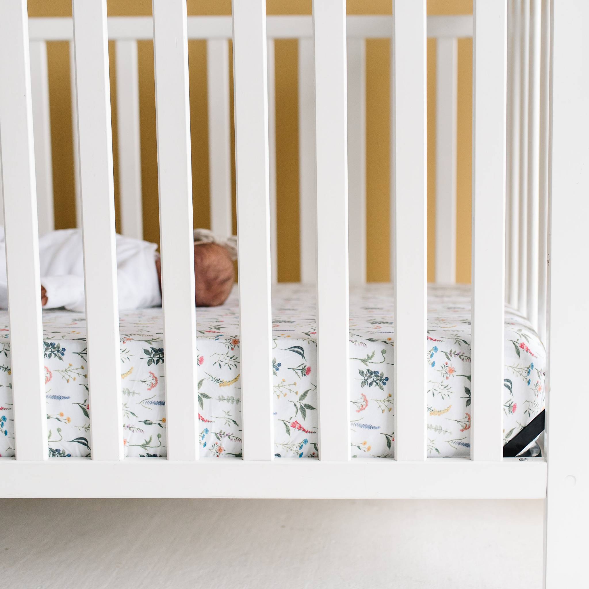 Premium Knit Fitted Crib Sheet - Aspen