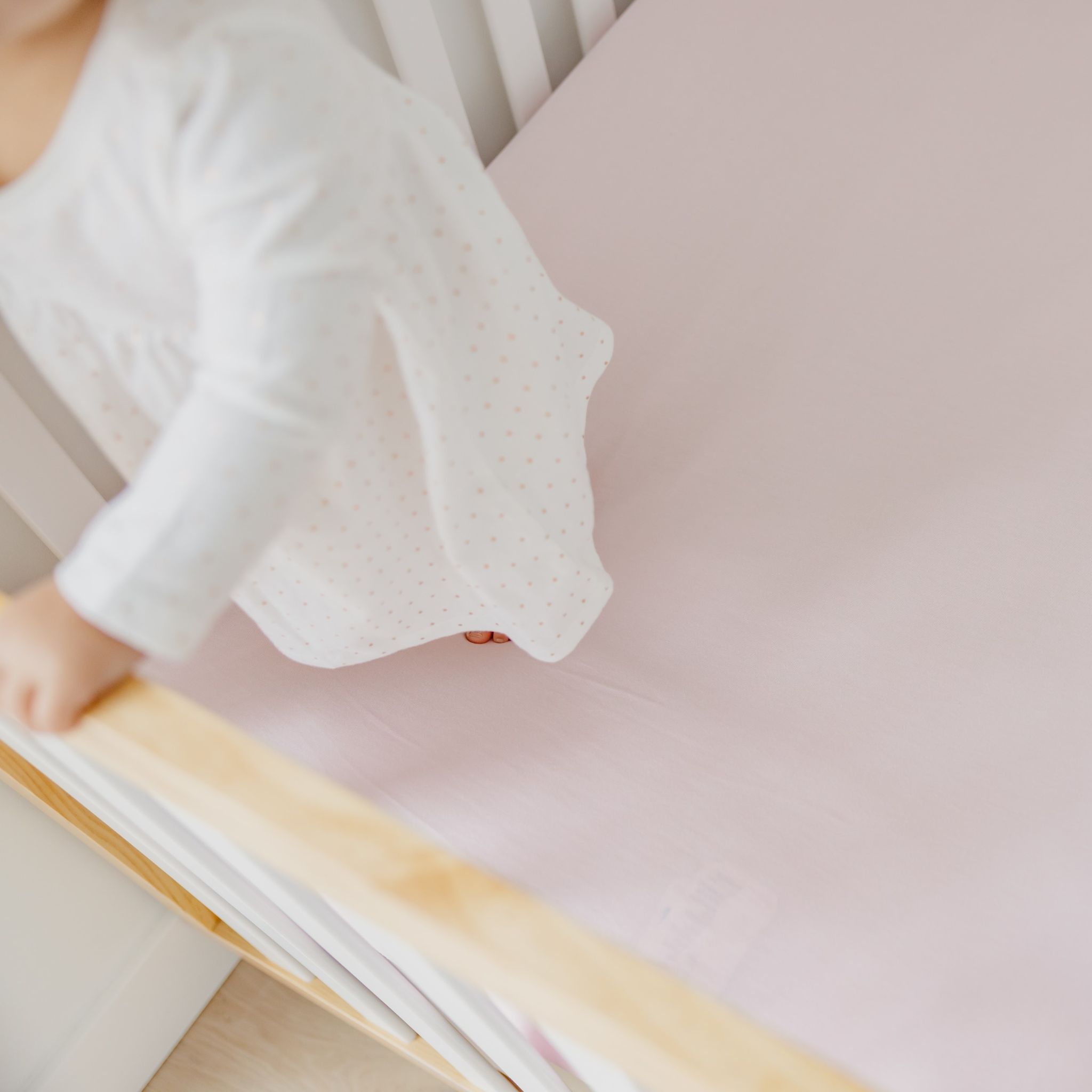 Premium Knit Fitted Crib Sheet - Blossom