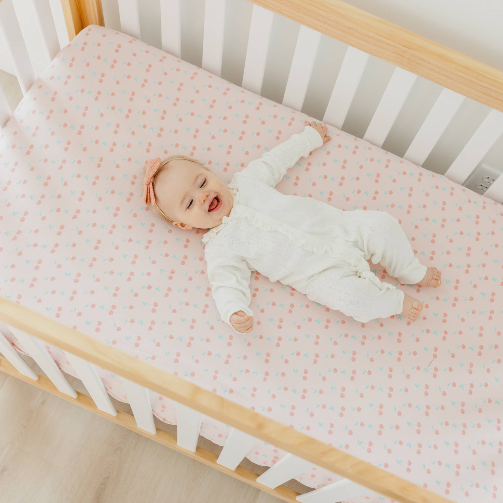 Premium Knit Fitted Crib Sheet - Cheery