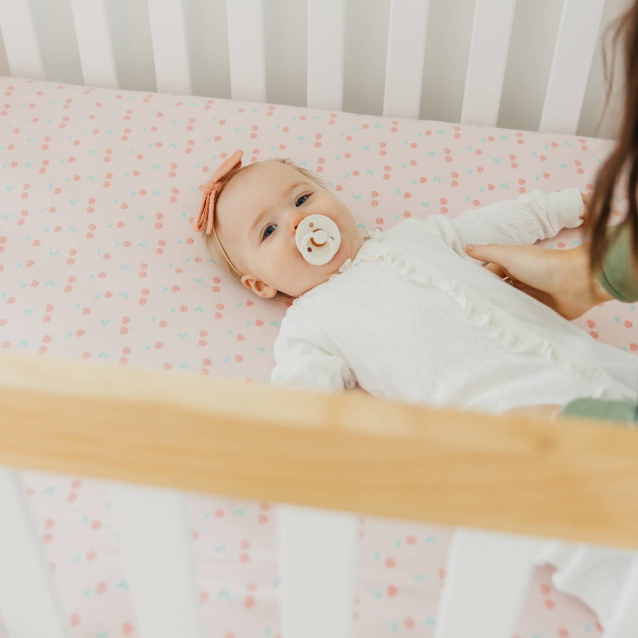Premium Knit Fitted Crib Sheet - Cheery