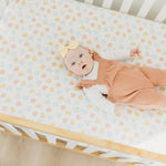 Premium Knit Fitted Crib Sheet - Daisy