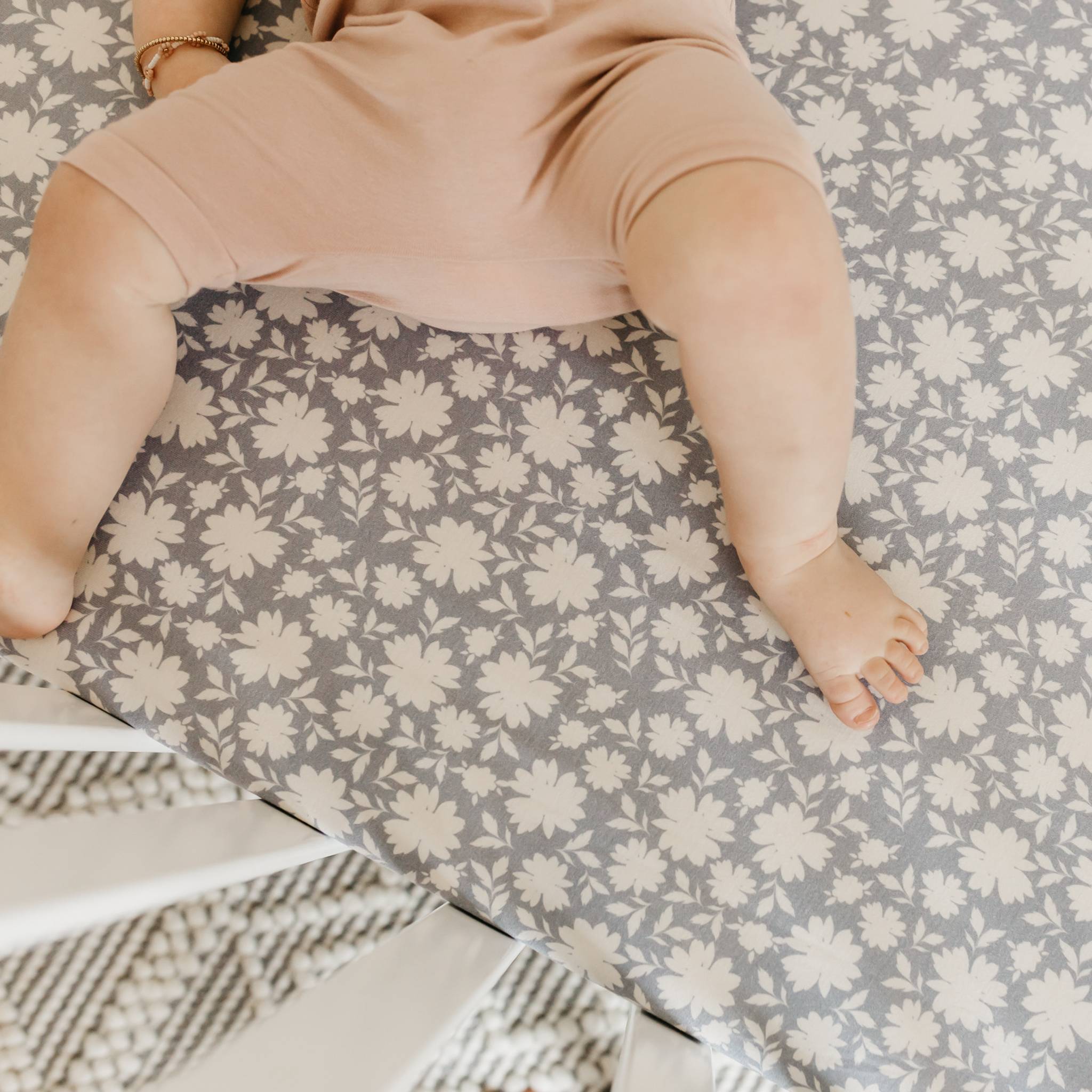 Premium Knit Fitted Crib Sheet - Lacie