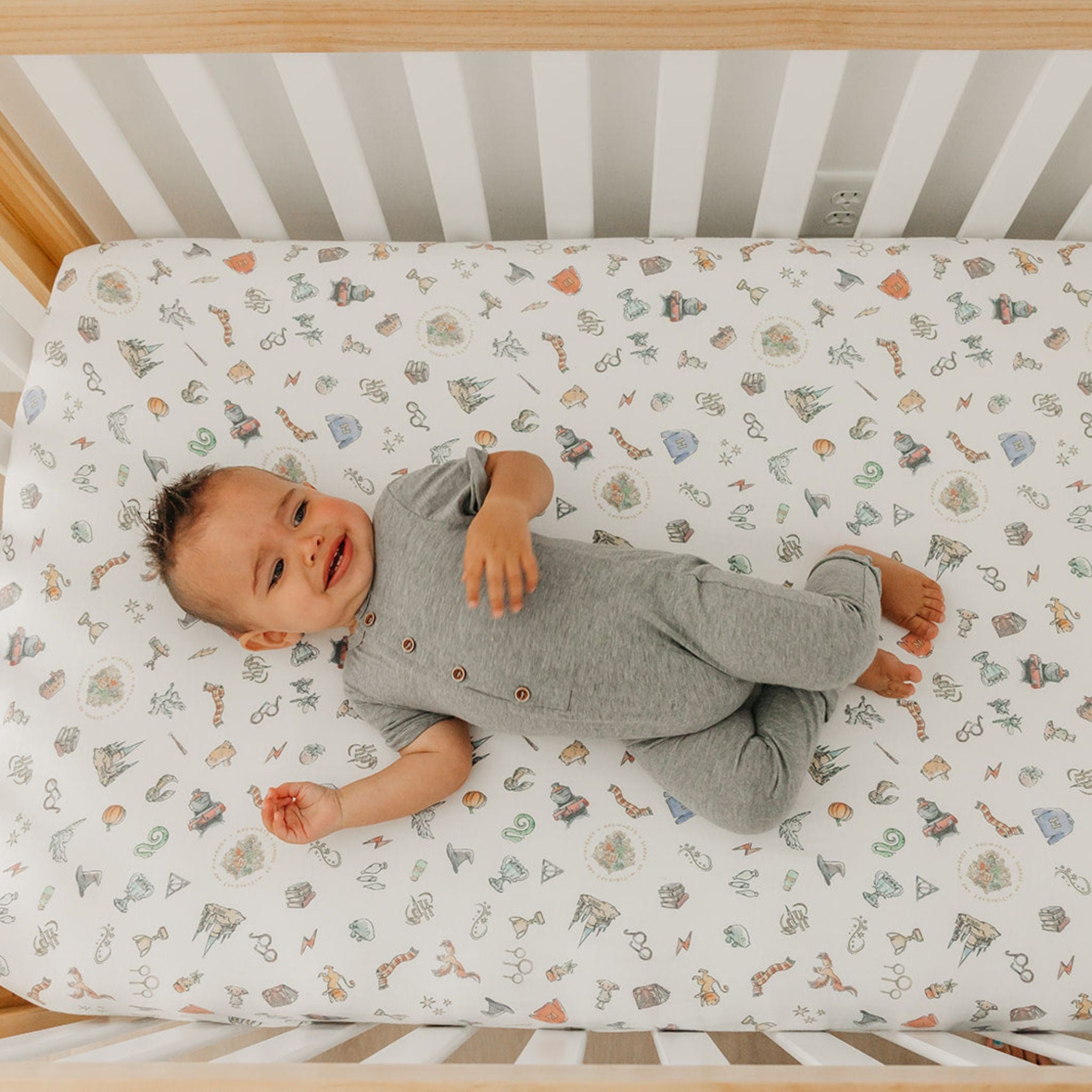 Premium Knit Fitted Crib Sheet - Wizarding World